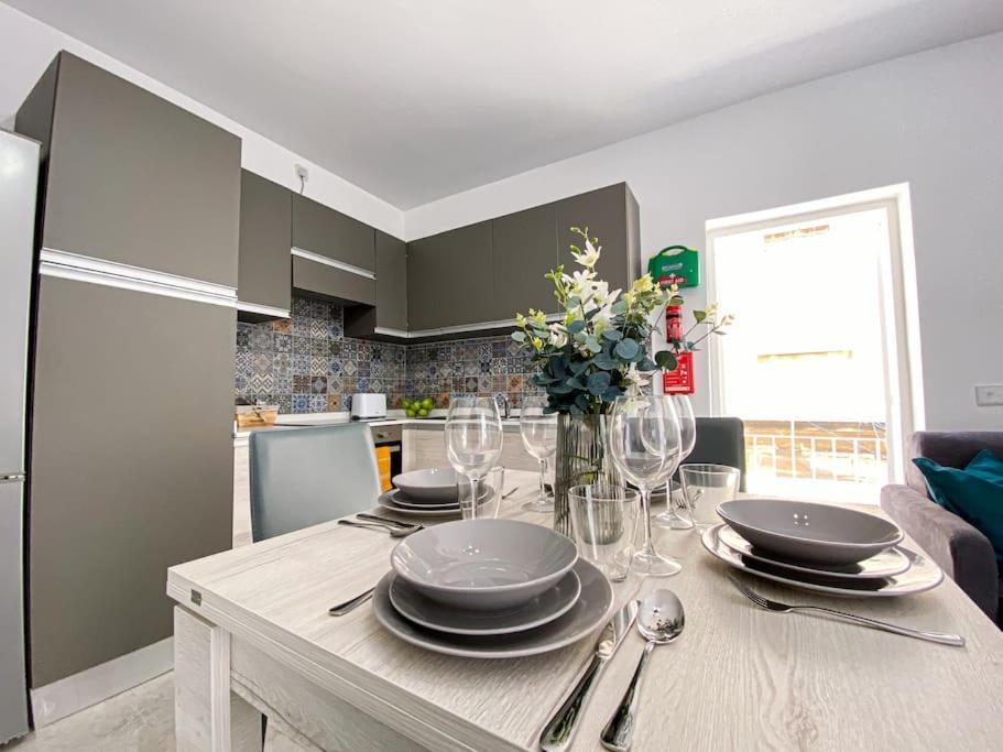 Lovely 1- Bedroom Apartment In Floriana Exterior photo